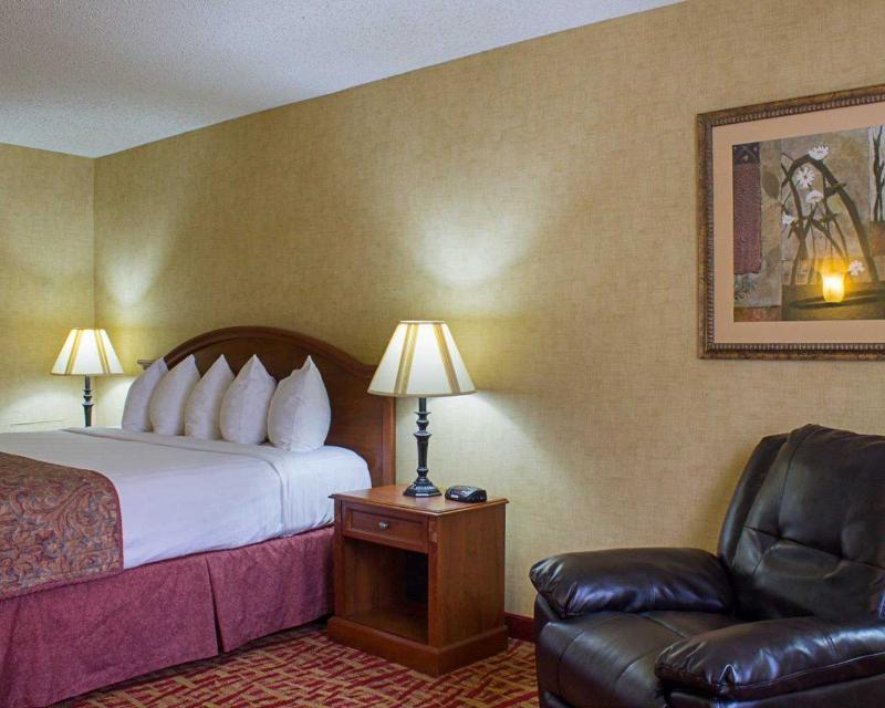 Devils Lake Inn By Oyo Near Devils Lake Regional Airport Экстерьер фото